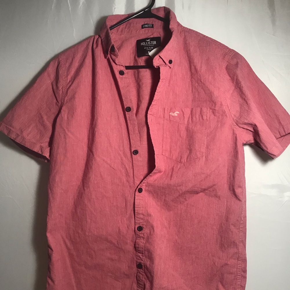 Hollister short sleeve shirt for men size medium